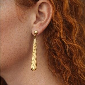 Byzantium Style Gold Tone Drop Vintage Earrings